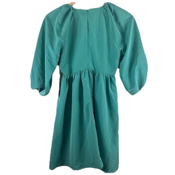 Hyacinth House Emerald Green Tuckernuck M Ruched V-Neck Genevieve Mini Dress Hyacinth House Emerald Green Tuckernuck M Ruched V-Neck Genevieve Mini Dress